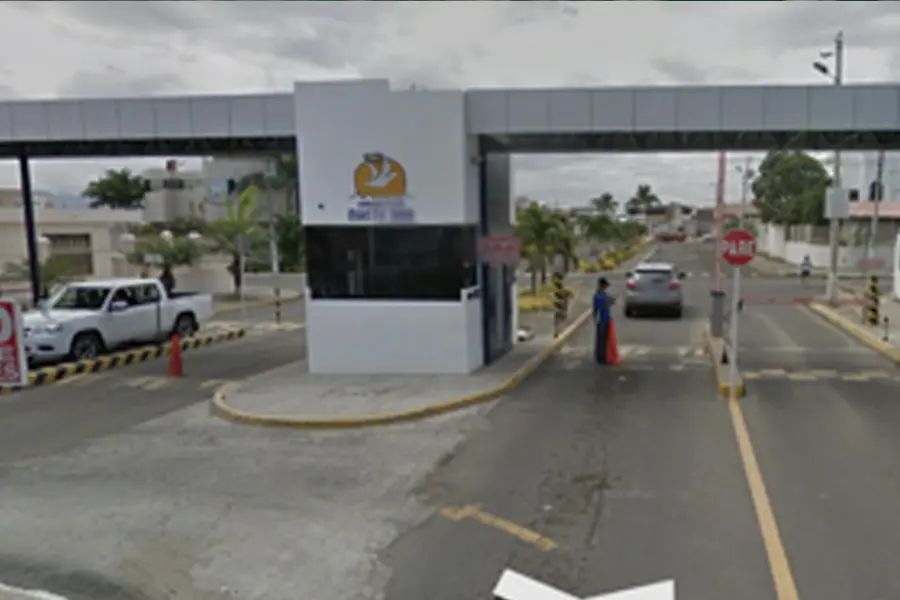 DPTO. 202 URBANIZACIóN MANTA 2000 - MANTA